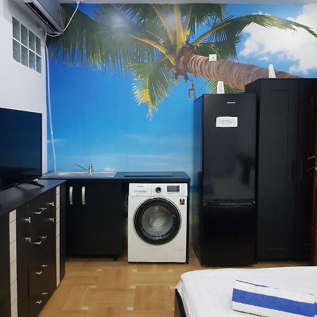 Apartament Langa Monza Apartman Bukarest Kültér fotó