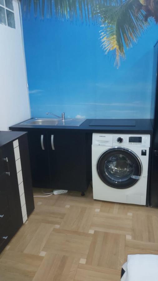 Apartament Langa Monza Apartman Bukarest Kültér fotó