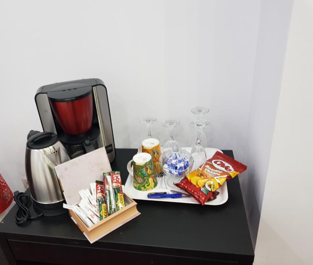 Apartament Langa Monza Apartman Bukarest Kültér fotó